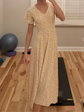 Lascana Light Yellow Floral V-Neck Midi Dress
